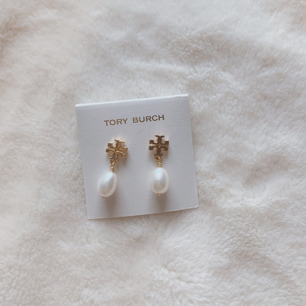 Tory Burch Baroque Pearl Drop Earrings $128